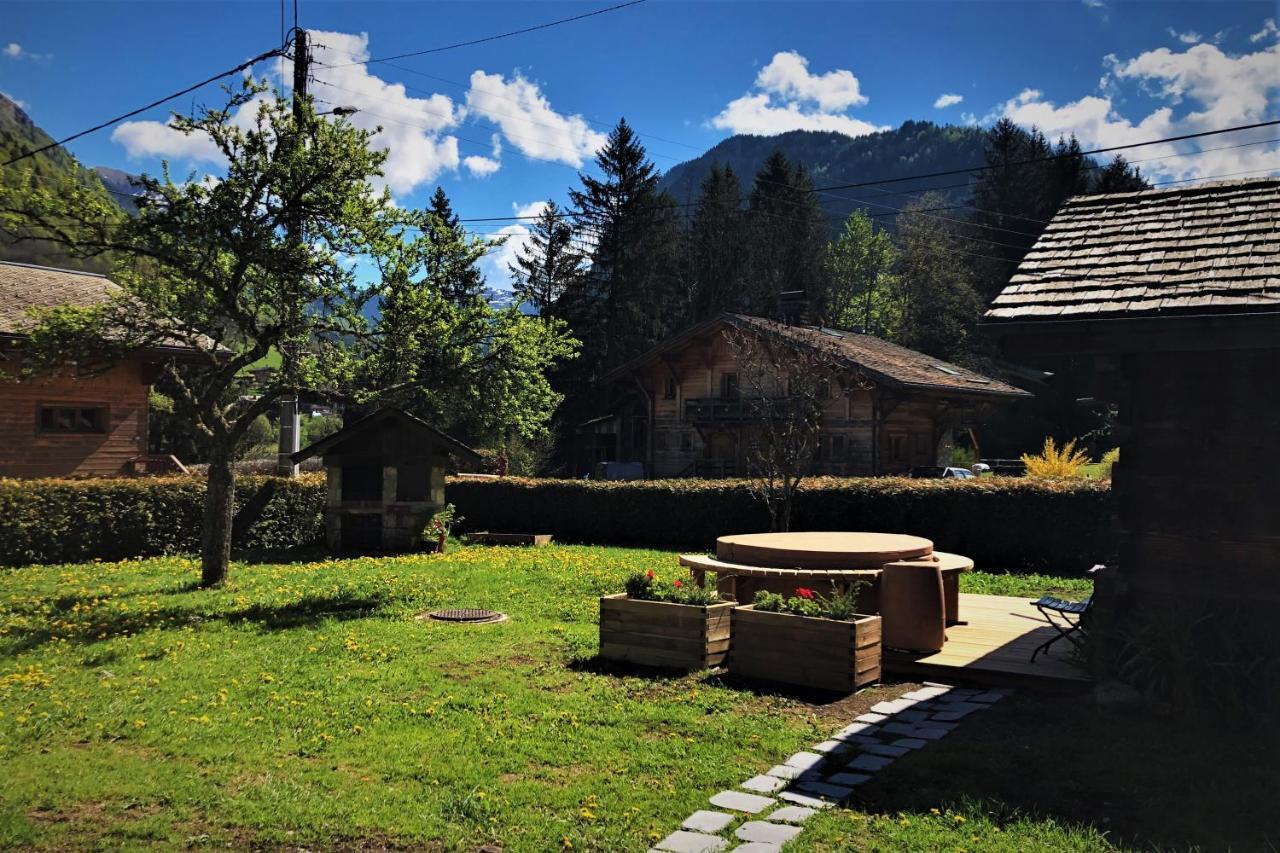 Chalet Sur Les Monts Morzine モントリオン エクステリア 写真